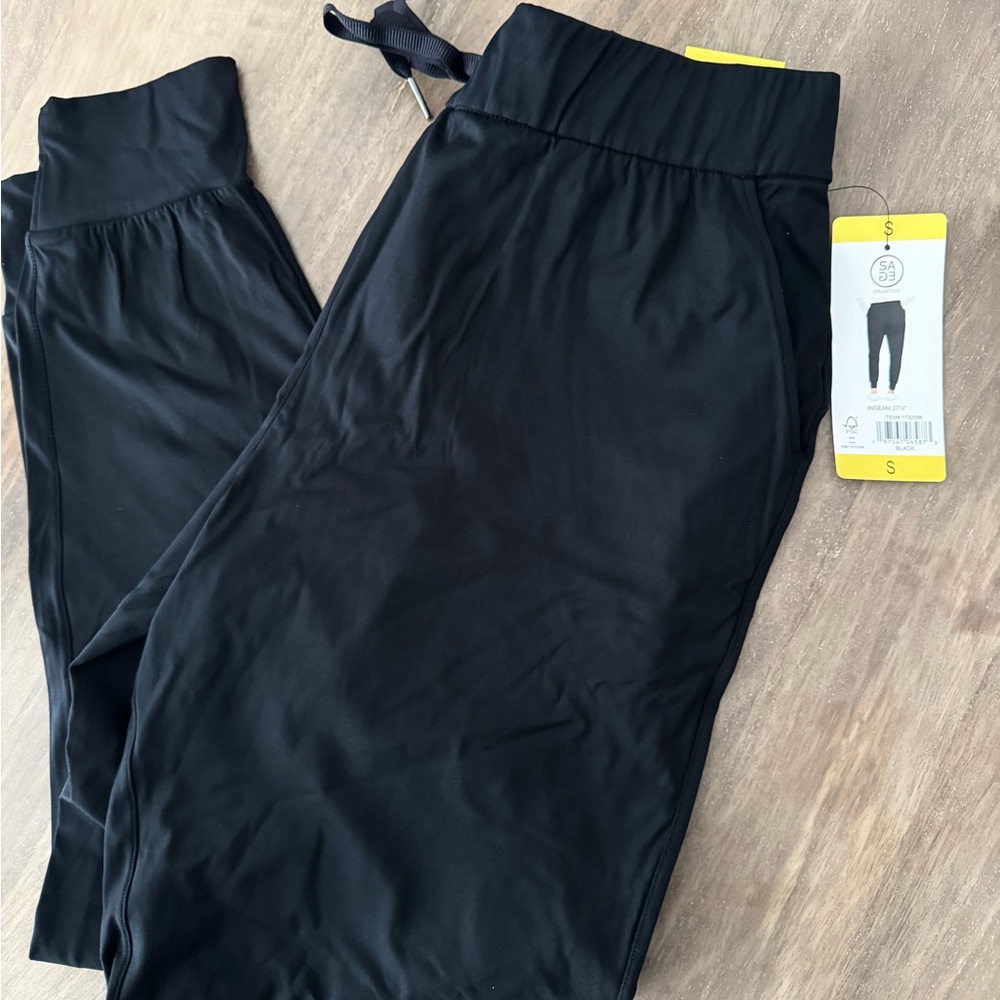 Joggers Women’s Small